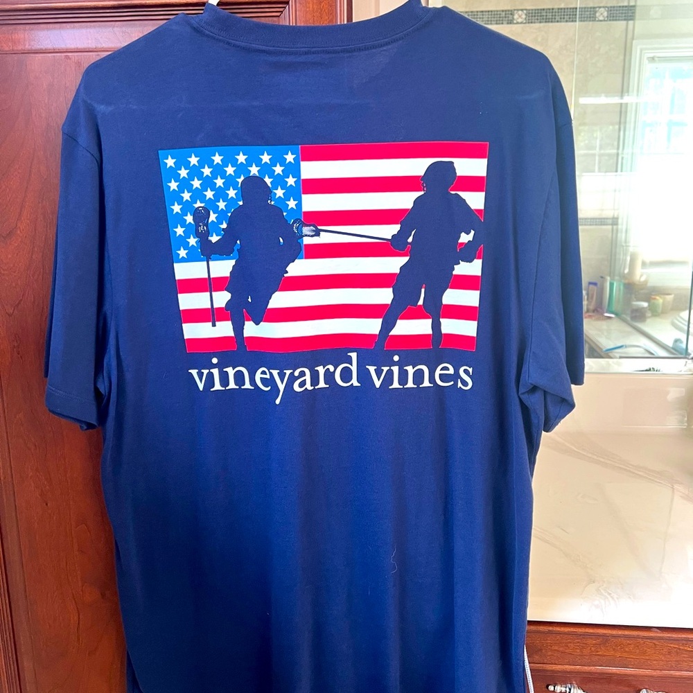 Vineyard Vine lacrosse T-shirt